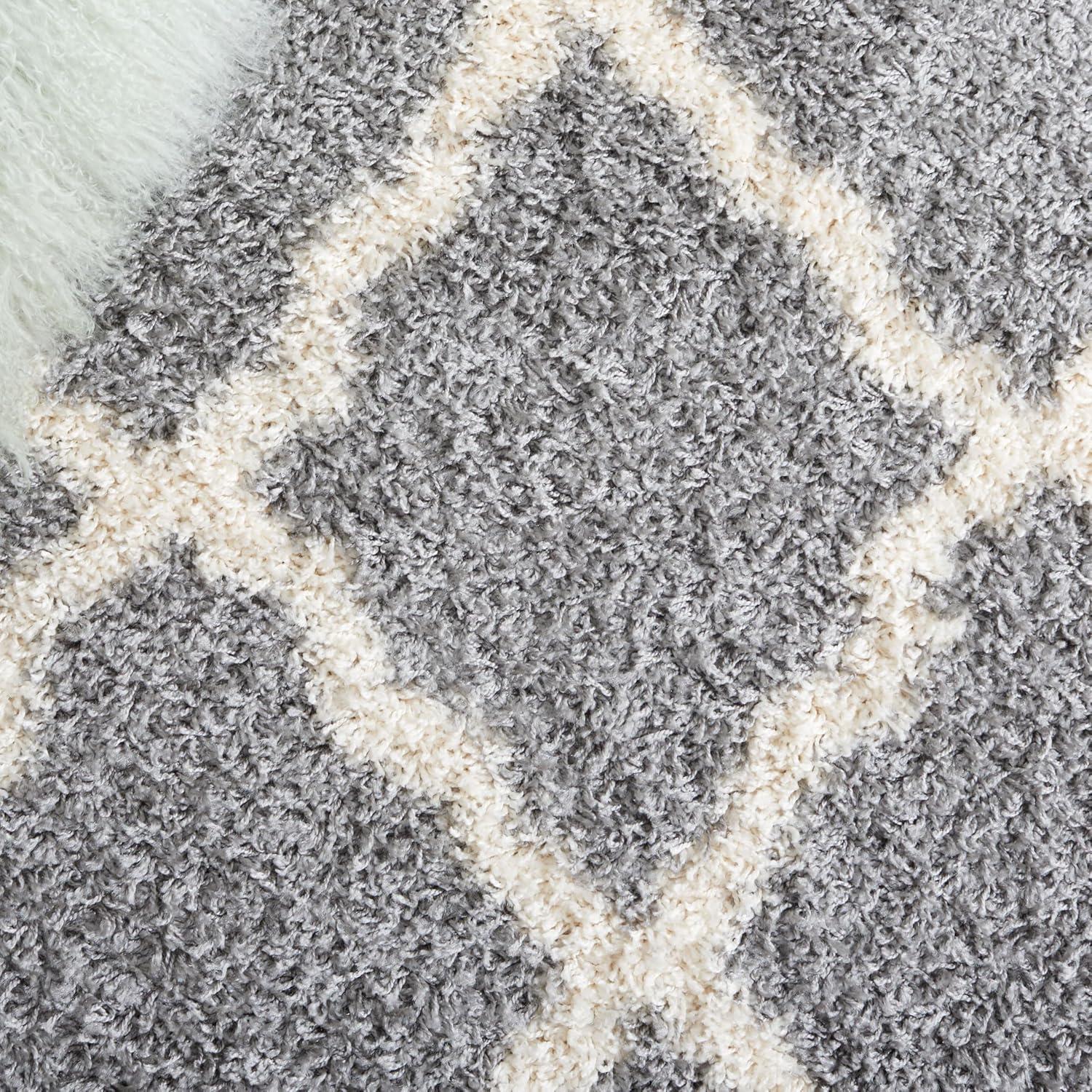 image:imageSAFAVIEH Area Rug 8x10 Dallas Shag Collection Large Ivory amp Beige Trellis Pattern NonShedding amp Easy Cleaning Plush Thick Pile Ideal for Living Room Bedroom Dining Space SGD257BGreyIvory