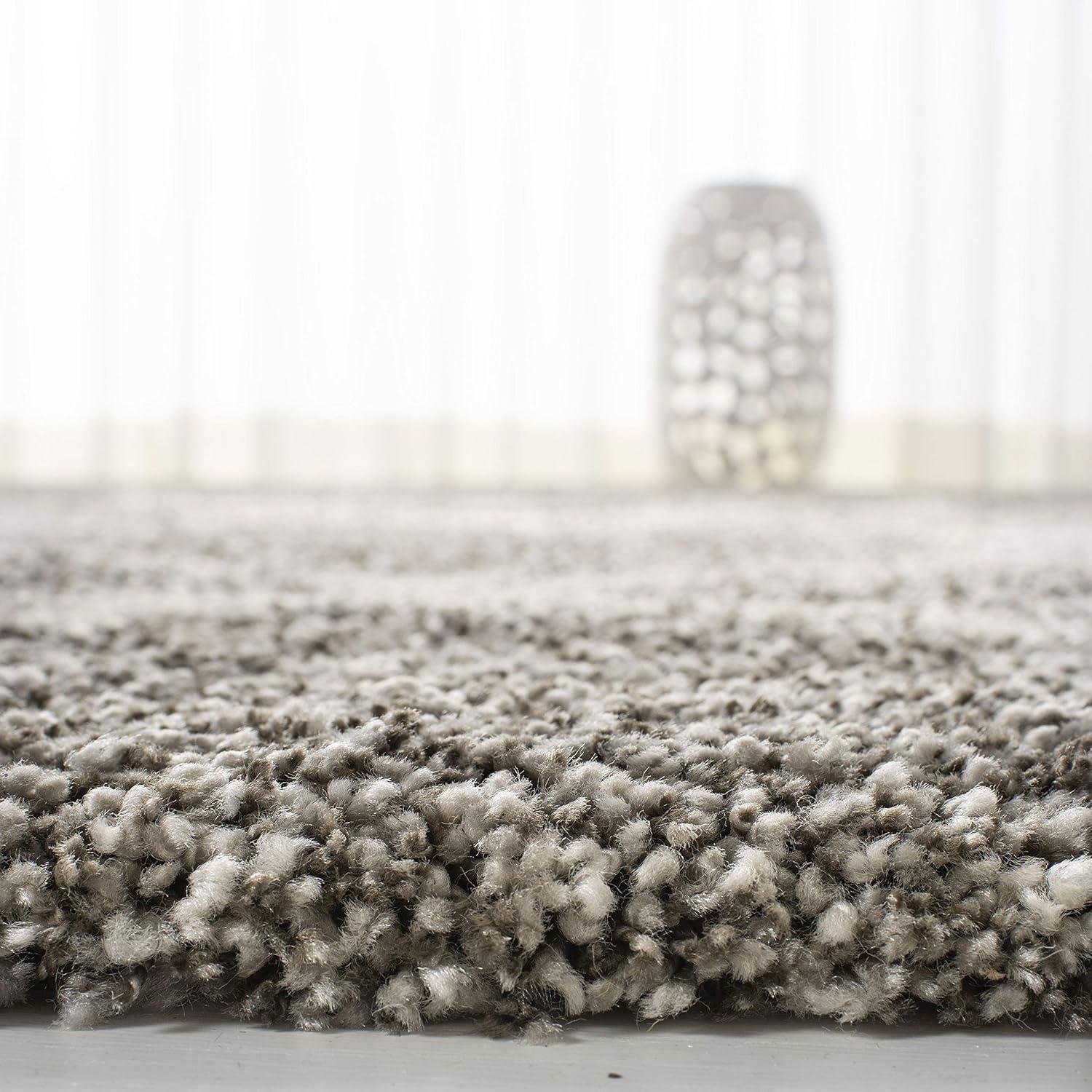 image:imageSAFAVIEH Hudson Shag Collection Area Rug 53 x 76 Ivory amp Grey Modern Trellis Design NonShedding amp Easy Care 2inch Thick Ideal for High Traffic Areas in Living Room Bedroom SGH281AGreyIvory