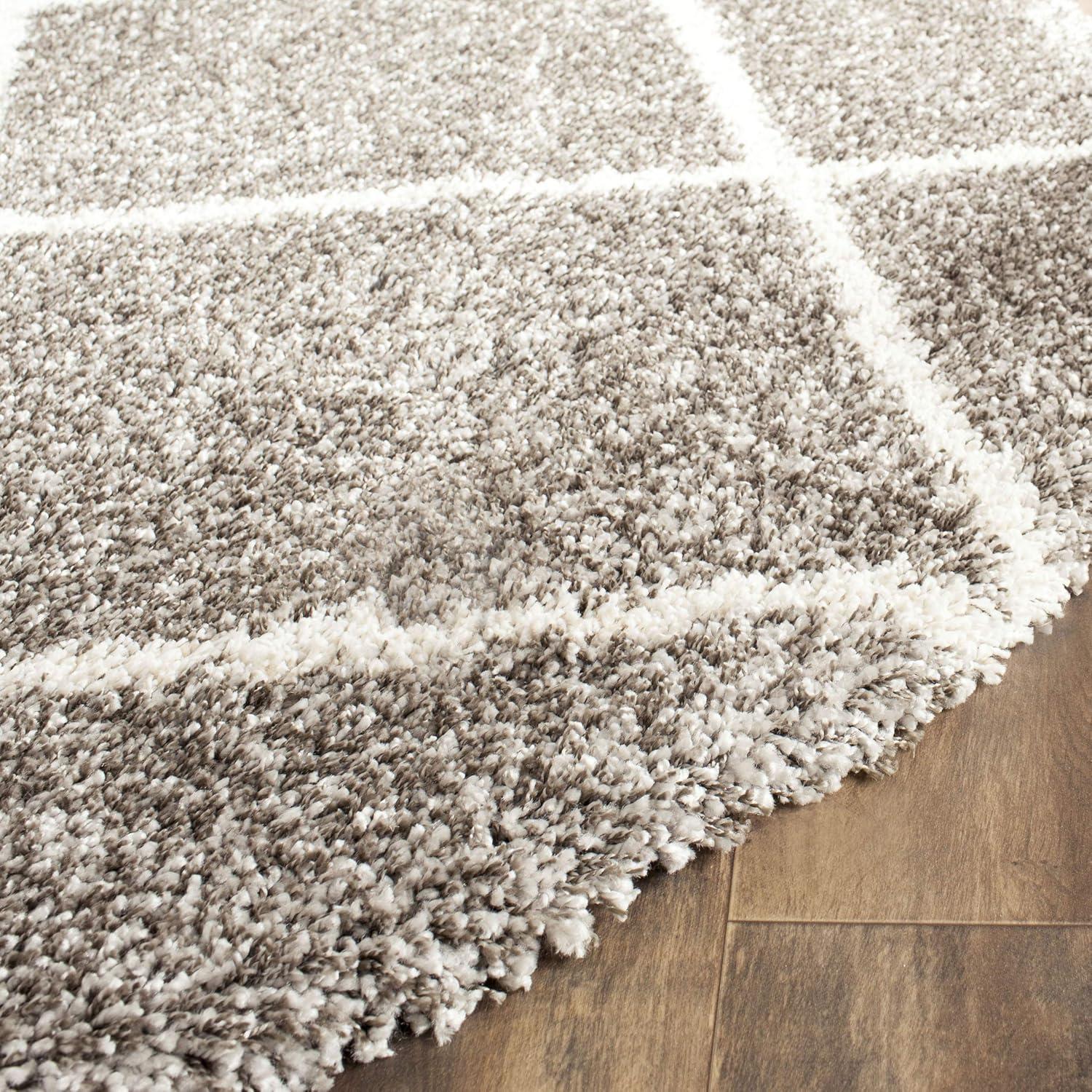 image:imageSAFAVIEH Hudson Shag Collection Area Rug 53 x 76 Ivory amp Grey Modern Trellis Design NonShedding amp Easy Care 2inch Thick Ideal for High Traffic Areas in Living Room Bedroom SGH281AGreyIvory