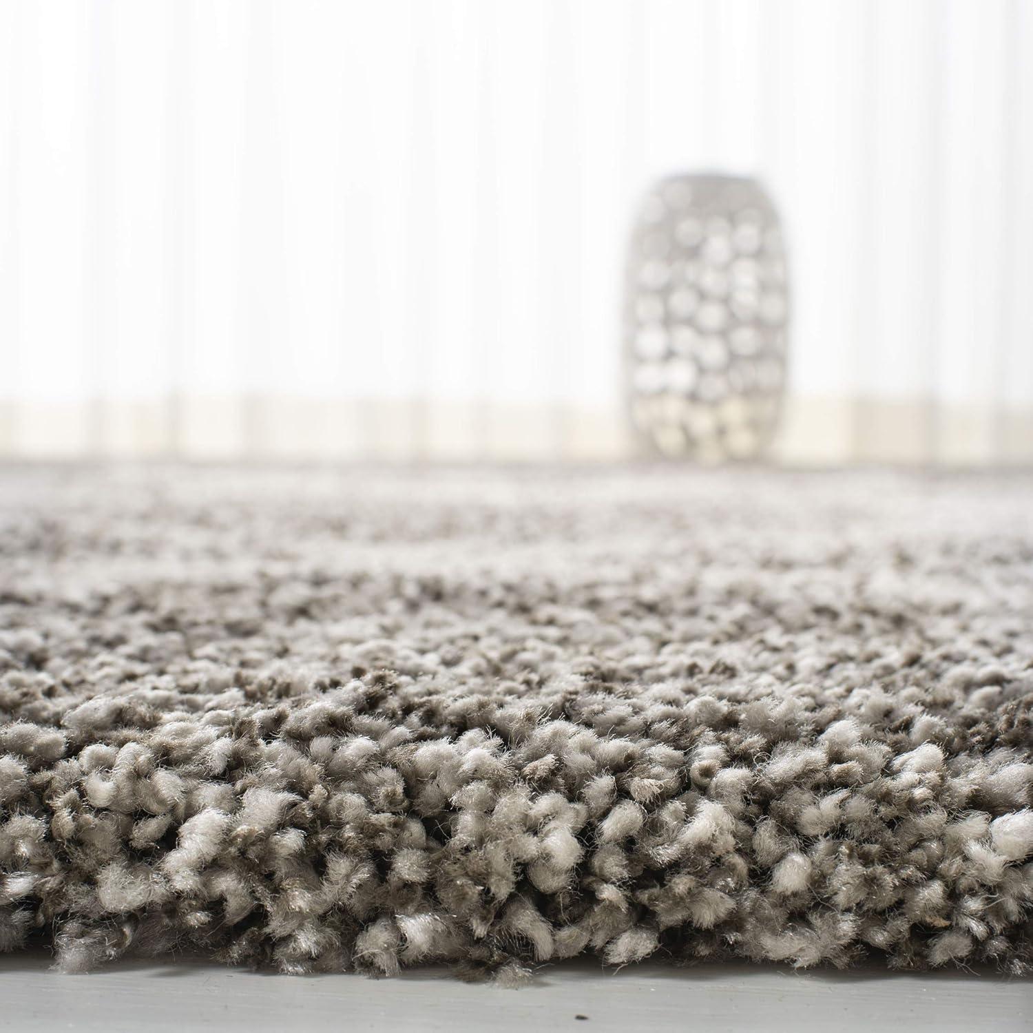 image:imageSAFAVIEH Hudson Shag Collection Area Rug 53 x 76 Ivory amp Grey Modern Trellis Design NonShedding amp Easy Care 2inch Thick Ideal for High Traffic Areas in Living Room Bedroom SGH281AGreyIvory