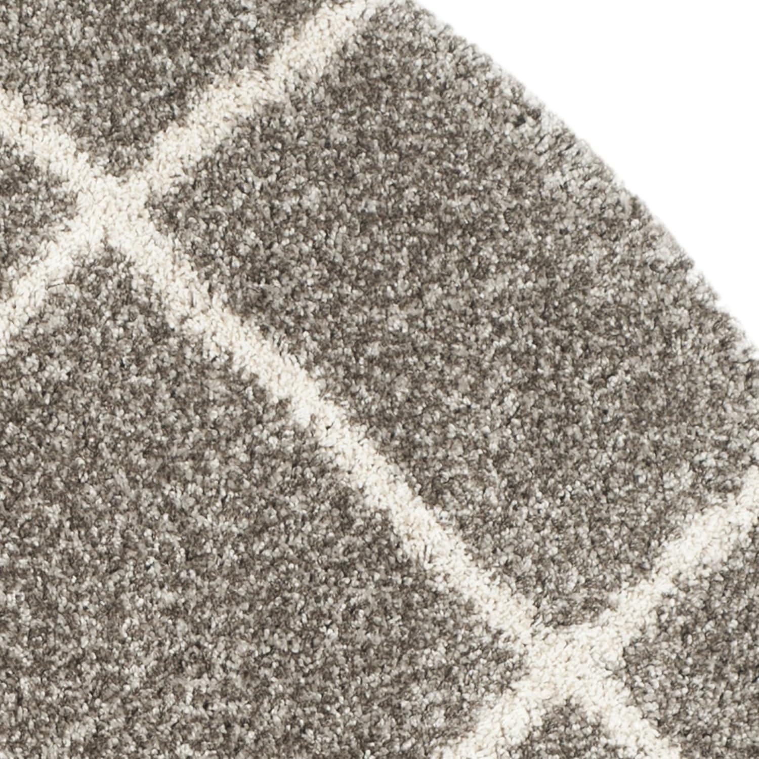 image:imageSAFAVIEH Hudson Shag Collection Area Rug 53 x 76 Ivory amp Grey Modern Trellis Design NonShedding amp Easy Care 2inch Thick Ideal for High Traffic Areas in Living Room Bedroom SGH281AGreyIvory