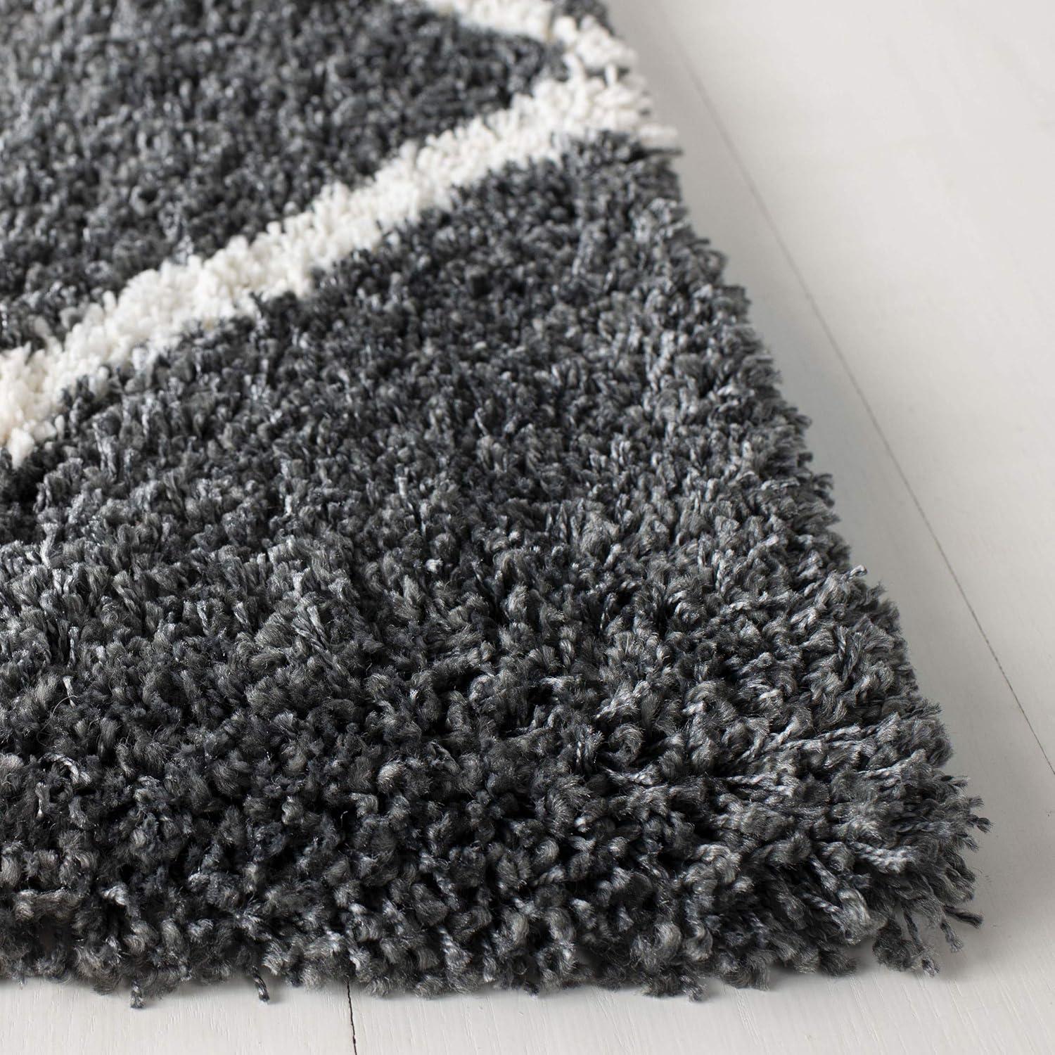 image:imageSAFAVIEH Hudson Shag Collection Area Rug 53 x 76 Ivory amp Grey Modern Trellis Design NonShedding amp Easy Care 2inch Thick Ideal for High Traffic Areas in Living Room Bedroom SGH281ADark GreyIvory