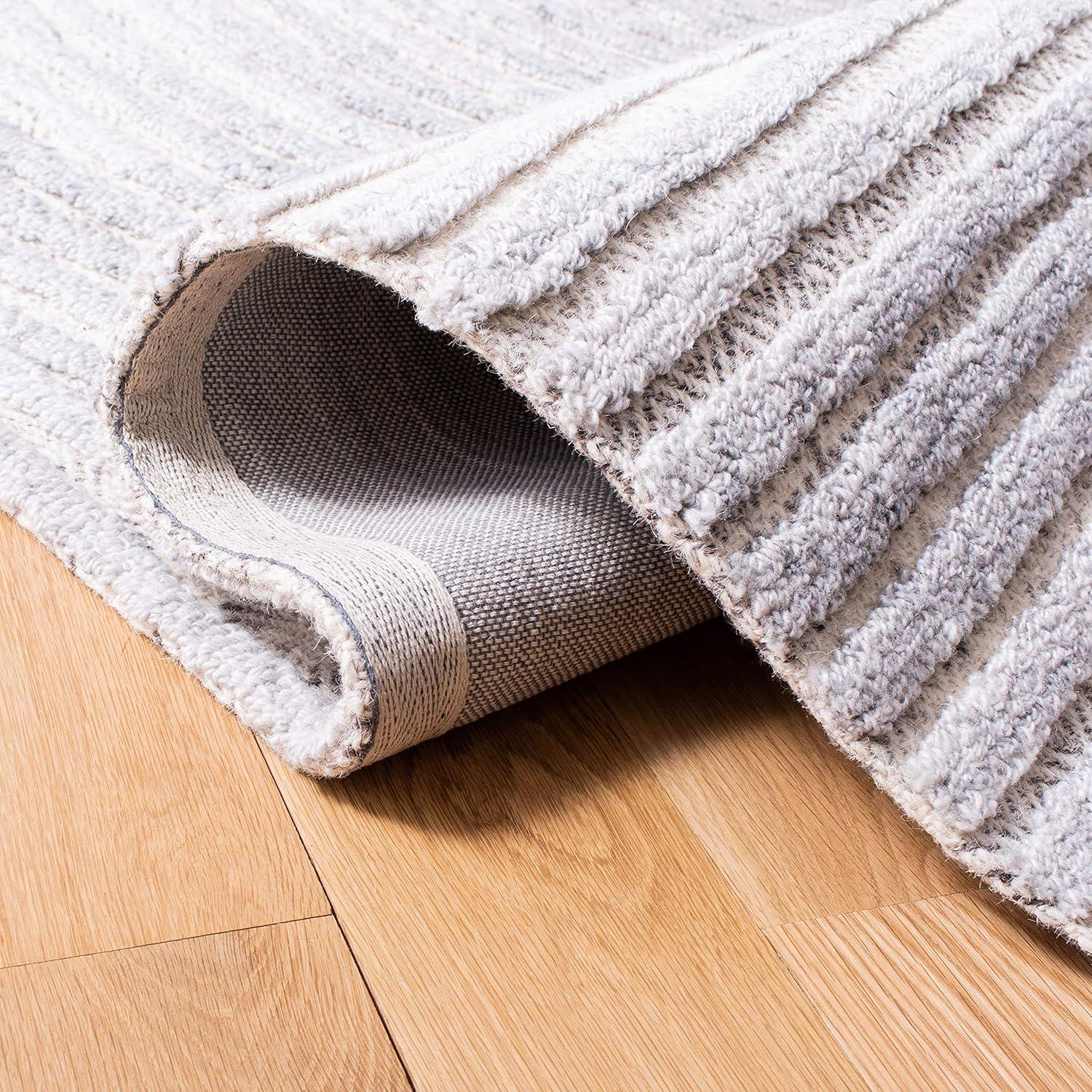image:imageSAFAVIEH South Hampton Collection 8 x 10 Beige SHA301B Handmade Abstract Wool Area RugGrey