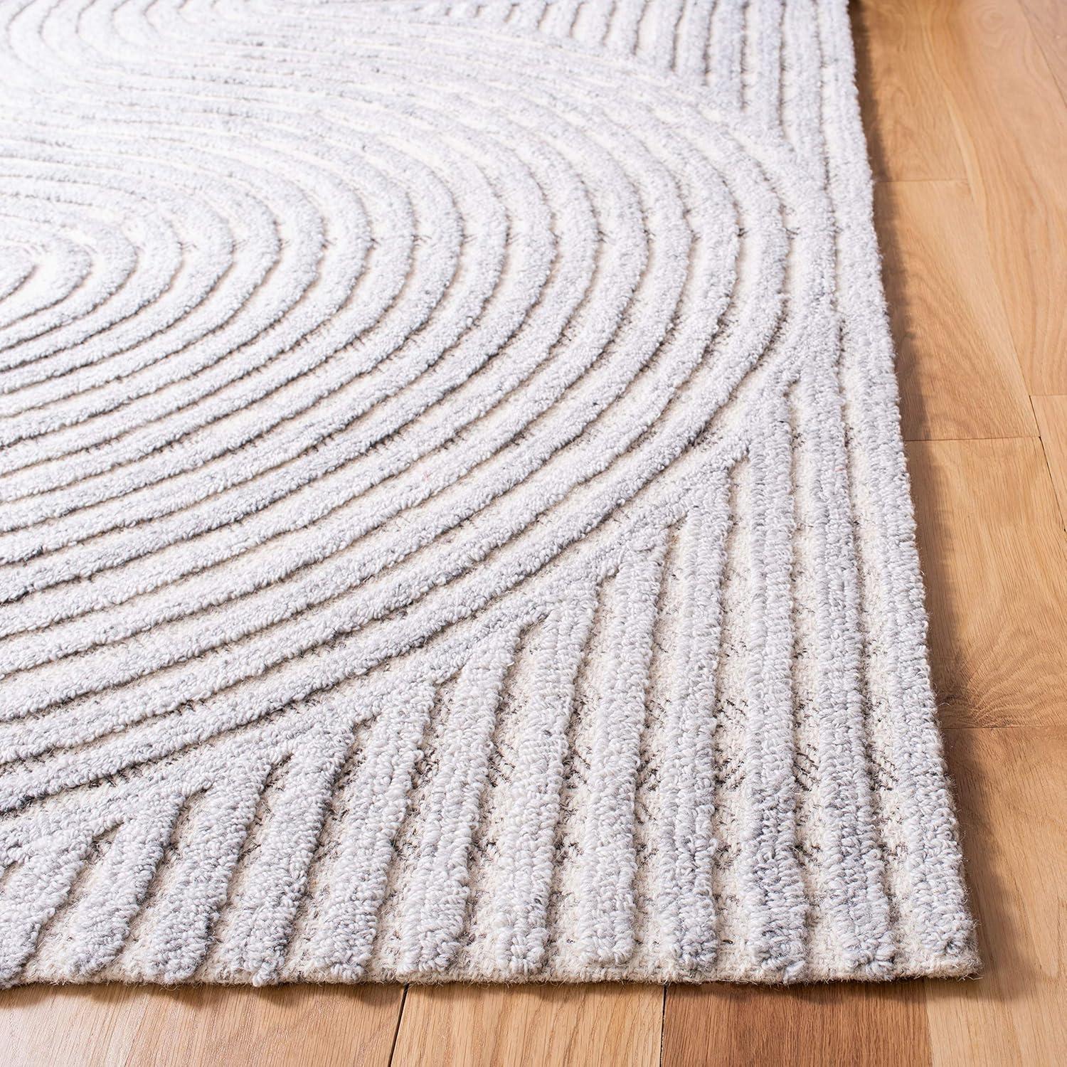 image:imageSAFAVIEH South Hampton Collection 8 x 10 Beige SHA301B Handmade Abstract Wool Area RugGrey