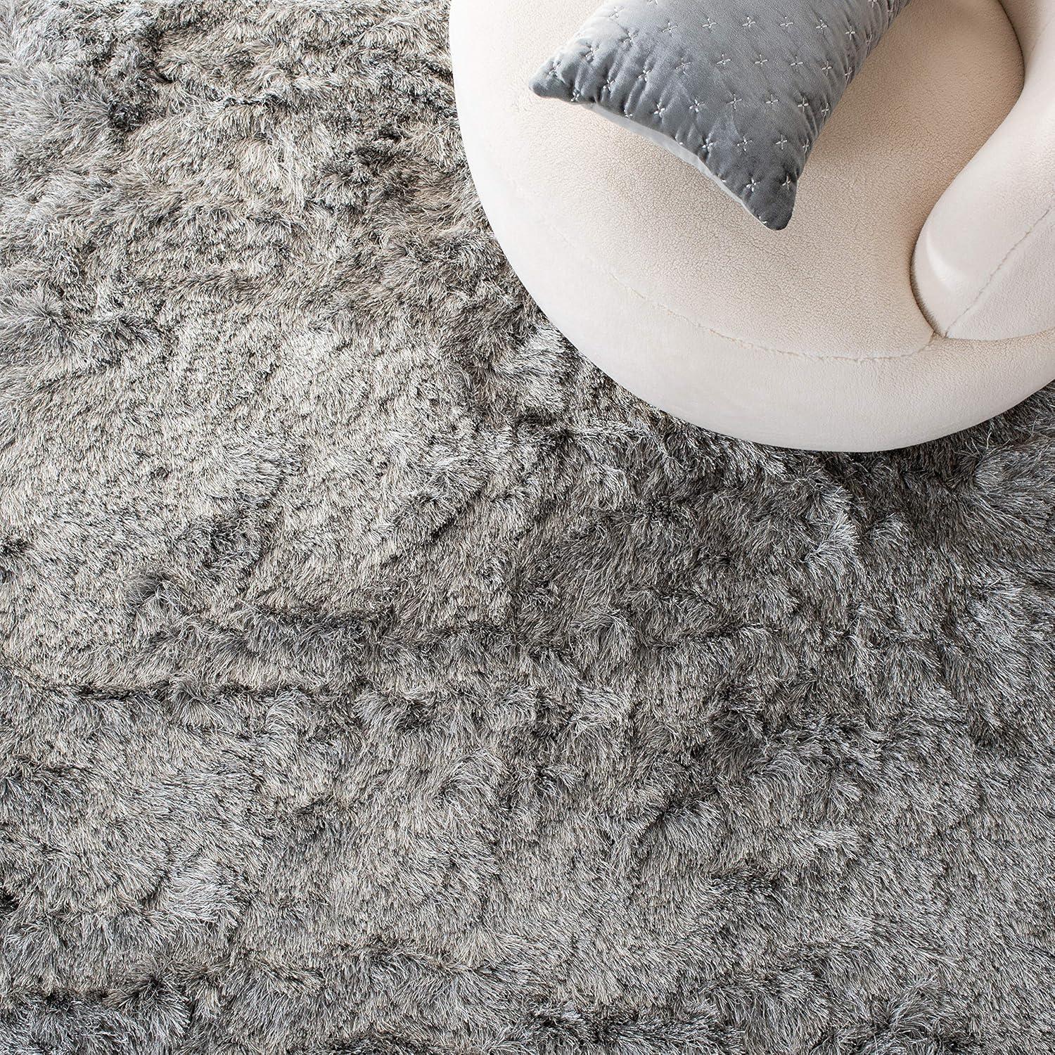 image:imageSAFAVIEH Area Rug 4x6 Paris Shag Collection Sage Handmade Soft Flowing Pile Ideal for Ideal for Hallway Foyer Entryway Bedroom SG5111003Silver