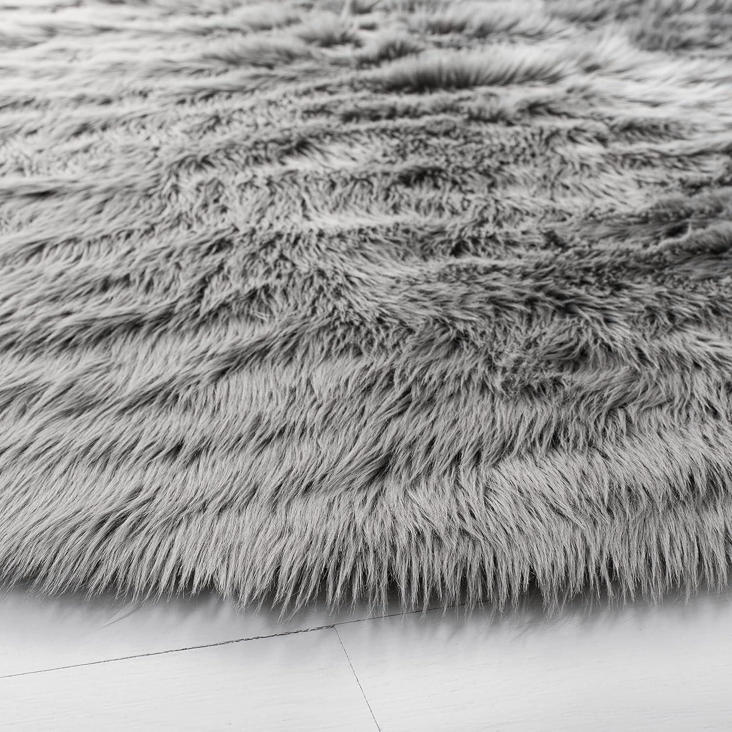 image:imageSAFAVIEH Faux Sheep Skin Collection 3 x 5 Ivory FSS235A Silken Glam 235inch Thick Area RugGrey