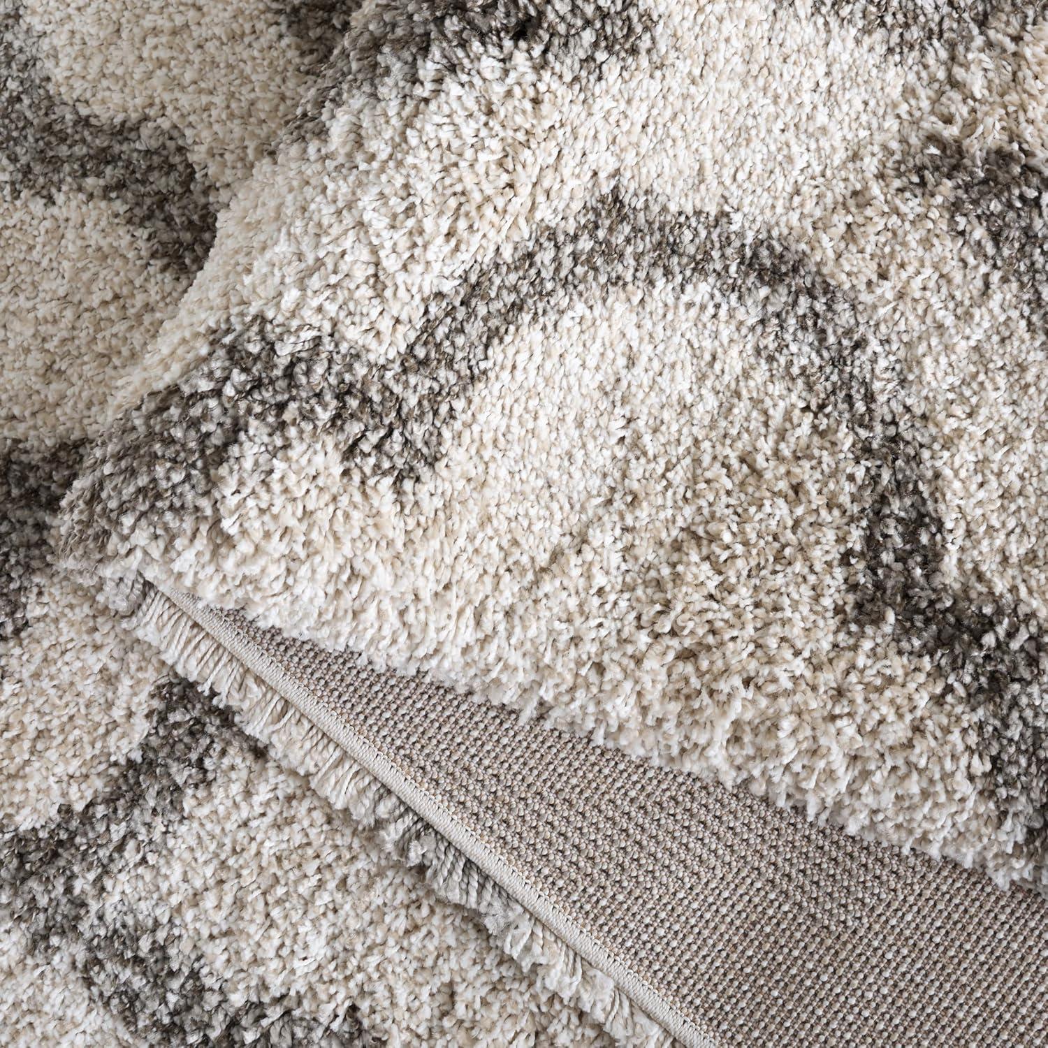 image:imageSAFAVIEH Hudson Shag Collection Area Rug 6 x 9 Grey amp Ivory Moroccan Design NonShedding amp Easy Care 2inch Thick Ideal for High Traffic Areas in Living Room Bedroom SGH284BIvoryGrey