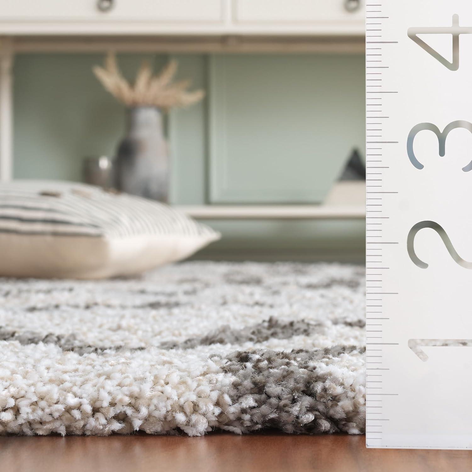 image:imageSAFAVIEH Hudson Shag Collection Area Rug 6 x 9 Grey amp Ivory Moroccan Design NonShedding amp Easy Care 2inch Thick Ideal for High Traffic Areas in Living Room Bedroom SGH284BIvoryGrey