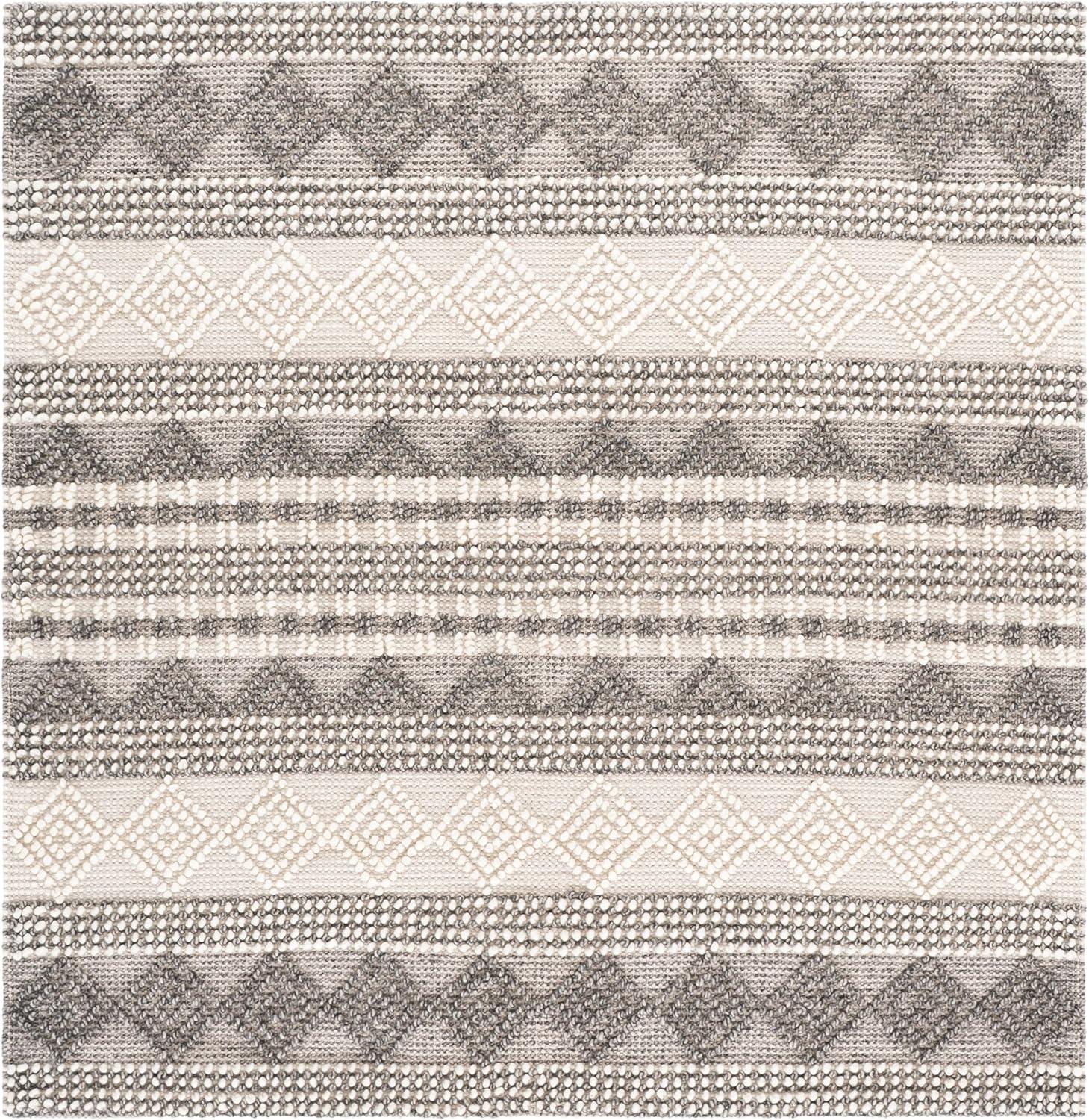 image:imageSAFAVIEH Natura Collection Accent Rug 4 x 6 Grey amp Ivory Handmade Moroccan Boho Tribal Wool amp Cotton Ideal for High Traffic Areas in Entryway Living Room Bedroom NAT102AGreyIvory