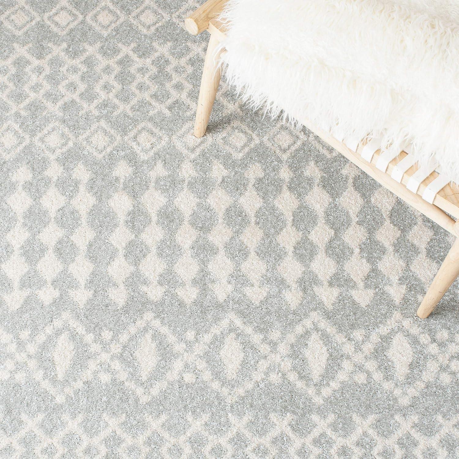 image:imageSAFAVIEH Tulum Collection Area Rug 53 x 76 Ivory amp Grey Moroccan Boho Distressed Design NonShedding amp Easy to Clean Ideal for Living Room Bedroom Dining Space TUL240ALight GreyIvory