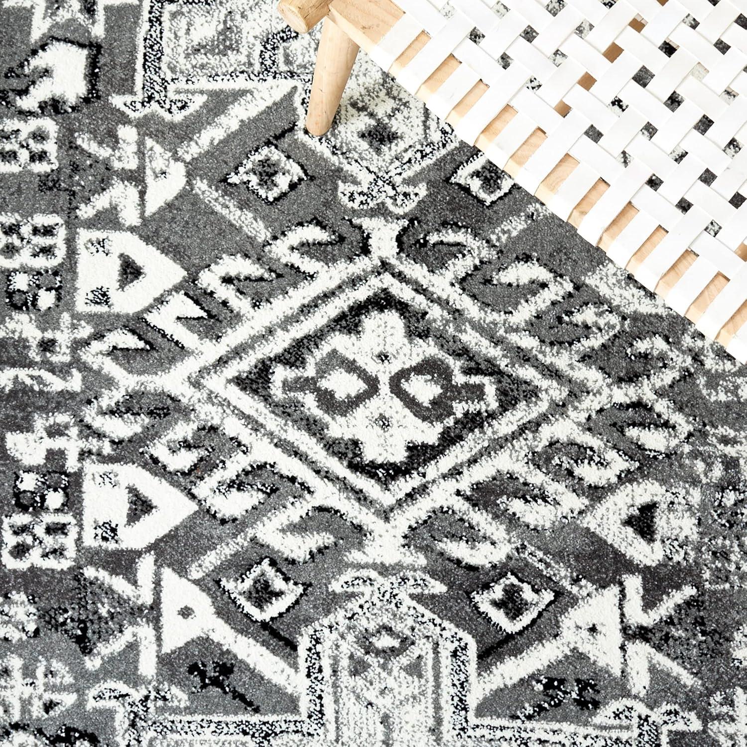 image:imageSAFAVIEH Vintage Hamadan Collection Area Rug 8 Round Red amp Multi Traditional Persian Design NonShedding amp Easy to Clean Ideal for Living Room Bedroom Dining Space VTH211AGreyIvory