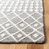 SAFAVIEH Blossom Collection Area Rug – 6′ Square, Beige & Ivory, Handmade Moroccan Wool, Ideal for High Traffic Areas in Living Room, Bedroom (BLM115B)(Grey/Ivory)