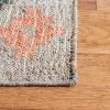 SAFAVIEH Kilim Collection Area Rug – 5′ x 8′, Charcoal & Gold, Charcoal and Gold Wool Design, Ideal for High Traffic Areas in Living Room, Bedroom (KLM753F)(Beige/Gold)