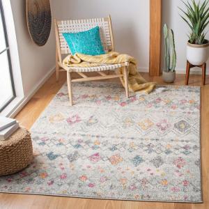 SAFAVIEH Madison Collection Area Rug – 5’3″ x 7’6″, Grey & Gold, Moroccan Boho Distressed Design, Non-Shedding & Easy Care, Ideal for High Traffic Areas in Living Room, Bedroom (MAD798H)