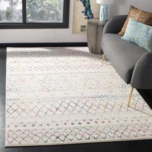 SAFAVIEH Madison Collection Area Rug – 5’3″ x 7’6″, Ivory & Fuchsia, Moroccan Boho Distressed Design, Non-Shedding & Easy Care, Ideal for High Traffic Areas in Living Room, Bedroom (MAD798A)