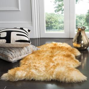 SAFAVIEH Sheep Skin Collection Accent Rug – 3′ x 5′, Steel Blue, Handmade Rustic Glam Genuine Pelt, 3.4-inch Thick Ideal for High Traffic Areas in Entryway, Living Room, Bedroom (SHS121B)(Champagne/Copper Brown)