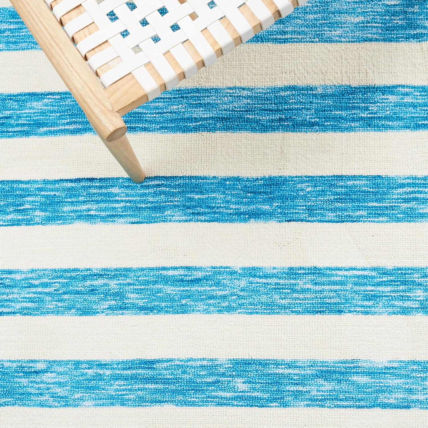 image:imageSAFAVIEH Washable Rug Easy Care Collection 5 x 8 Blue amp Ivory Easy to Clean Ideal for Living Room Bedroom Dining Space ECR115MBlueIvory