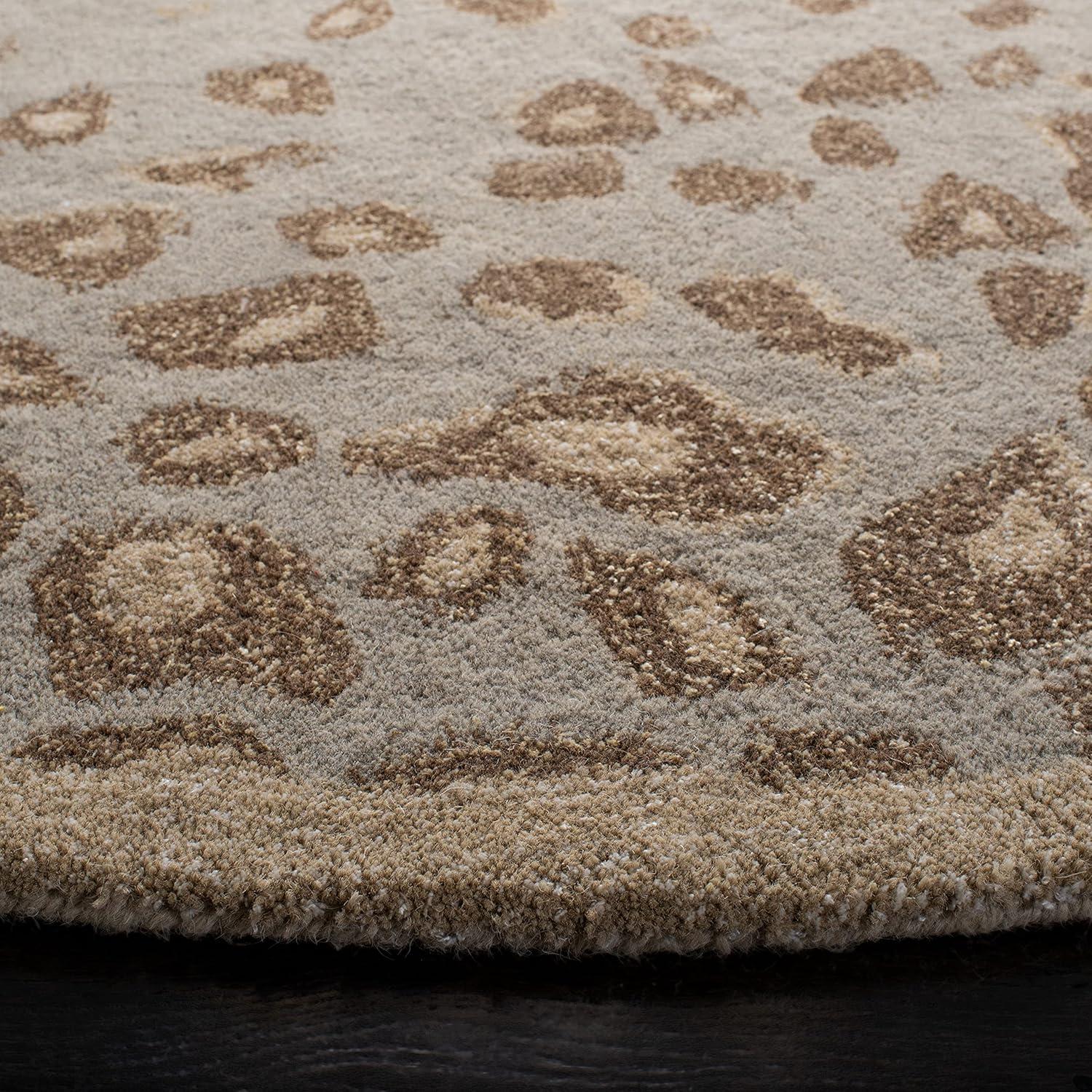 image:imageMartha Stewart x SAFAVIEH Area Rug Collection 26 x 43 Sharkey Gray Handmade Wool amp Viscose Ideal for Living Room Bedroom Foyer Accent Space MSR3621DHorizon Sandbag