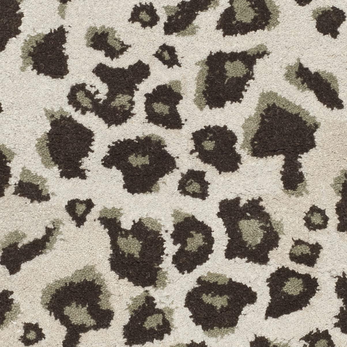 image:imageMartha Stewart x SAFAVIEH Area Rug Collection 26 x 43 Sharkey Gray Handmade Wool amp Viscose Ideal for Living Room Bedroom Foyer Accent Space MSR3621DGrassland Green