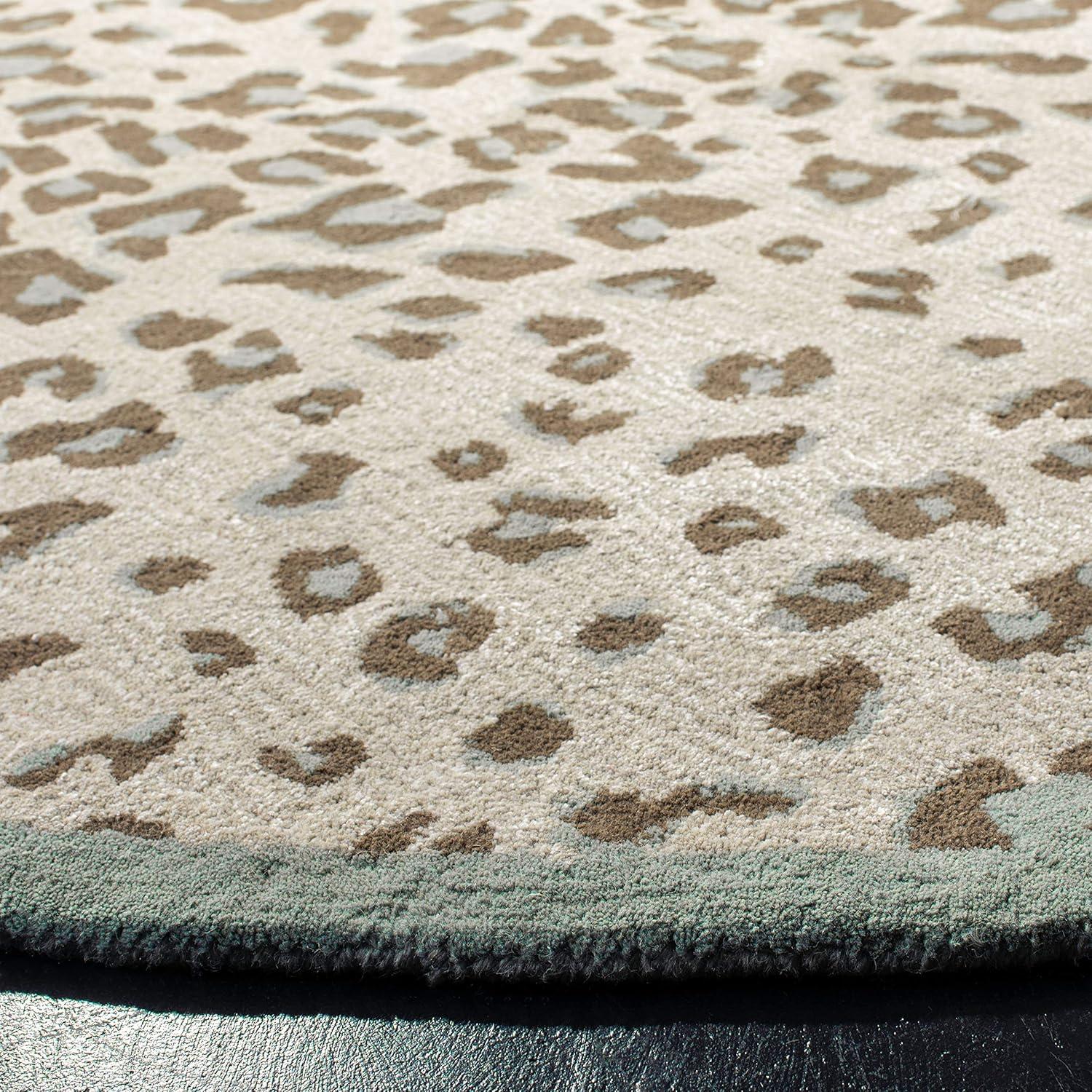 image:imageMartha Stewart x SAFAVIEH Area Rug Collection 26 x 43 Sharkey Gray Handmade Wool amp Viscose Ideal for Living Room Bedroom Foyer Accent Space MSR3621DGrassland Green