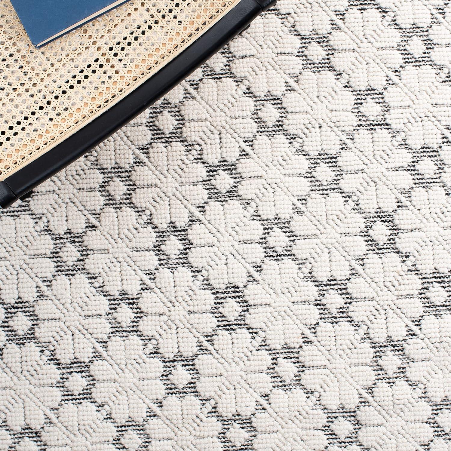 image:imageMartha Stewart x SAFAVIEH Area Rug Collection 4 x 6 Ivory Handmade Wool Ideal for Living Room Foyer Bedroom Accent Space MSR3503AIvoryBlack
