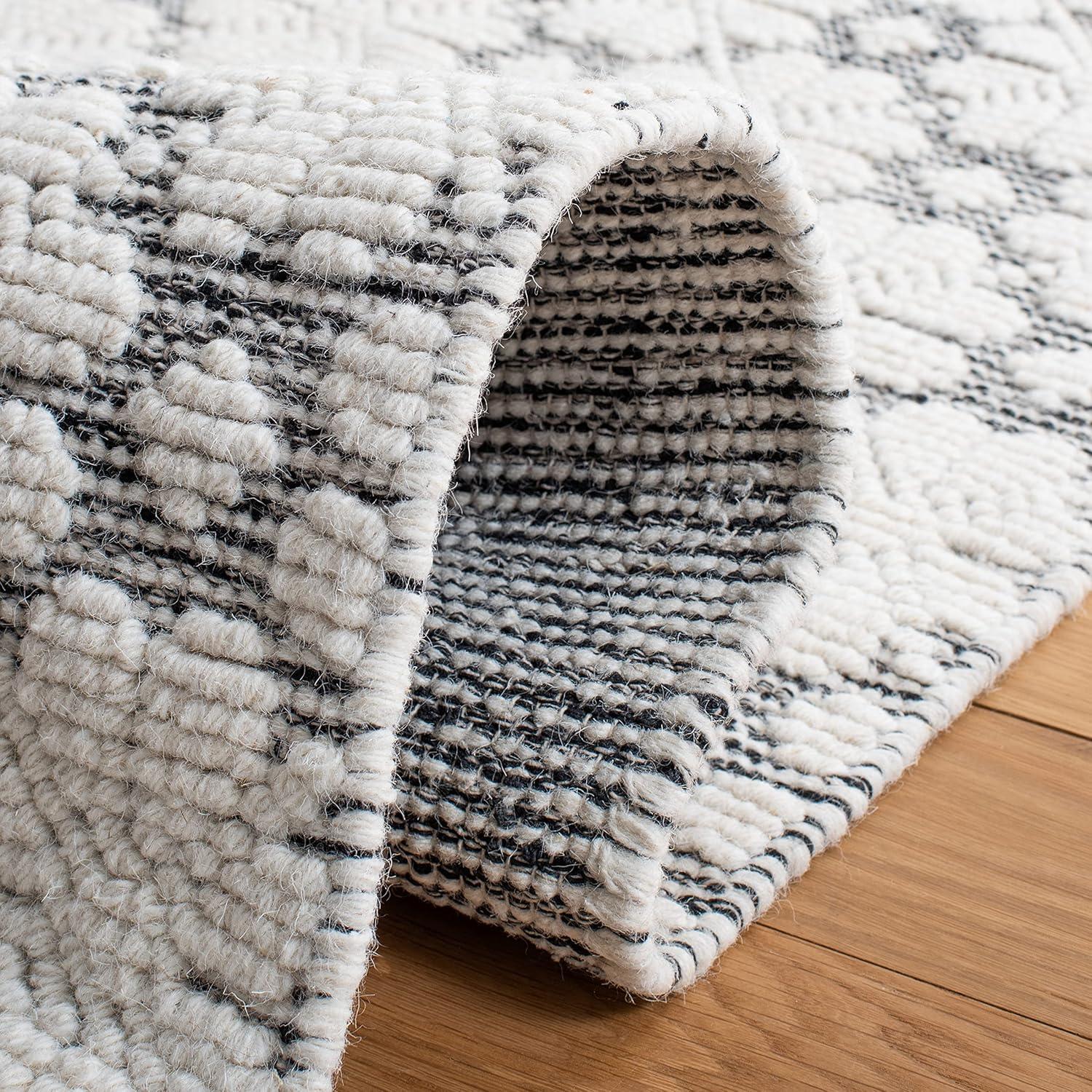 image:imageMartha Stewart x SAFAVIEH Area Rug Collection 4 x 6 Ivory Handmade Wool Ideal for Living Room Foyer Bedroom Accent Space MSR3503AIvoryBlack