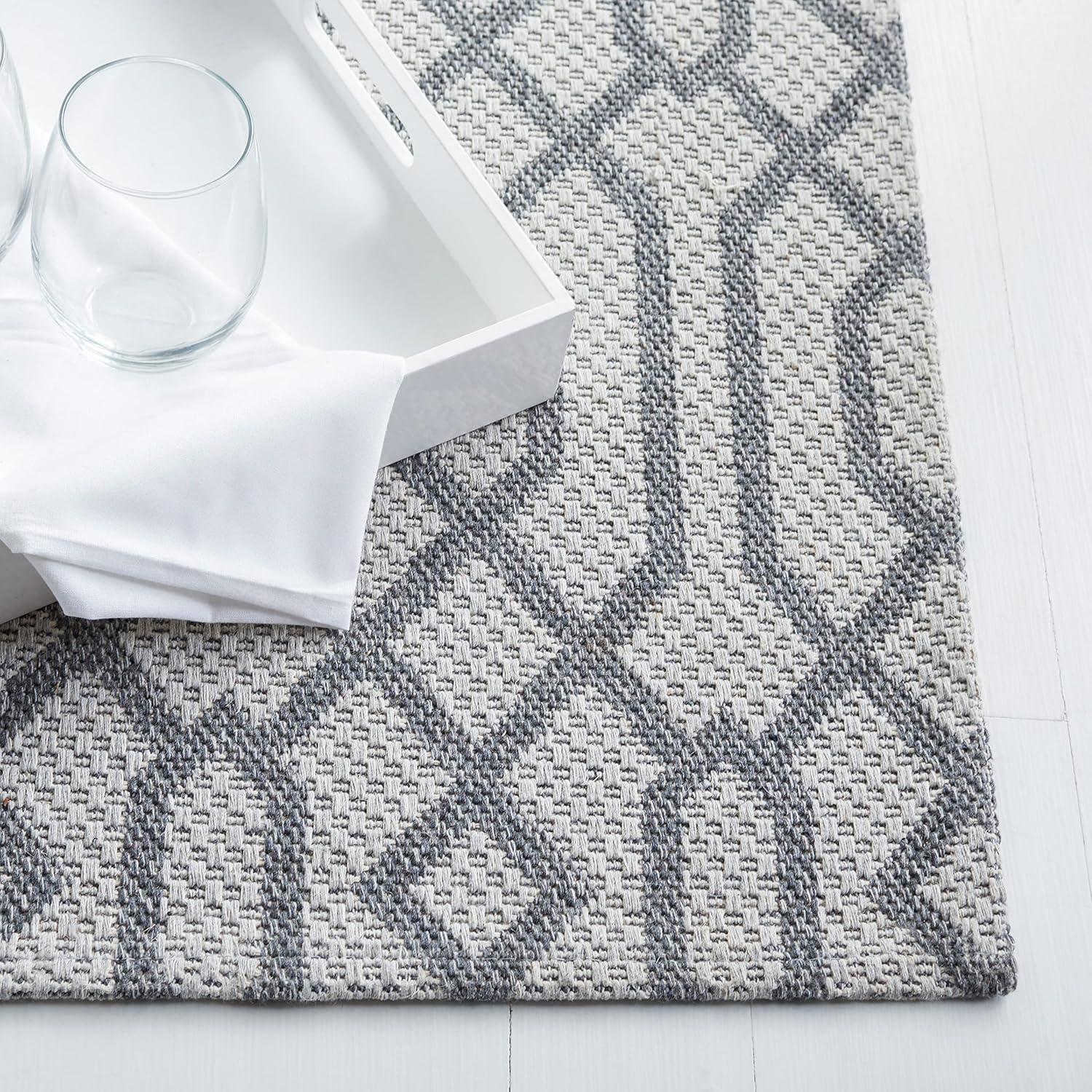image:imageMartha Stewart x SAFAVIEH Area Rug Collection 5 x 7 Green amp Ivory Cotton Ideal for Living Room Bedroom Office Dining Space MSR421YBlueGrey