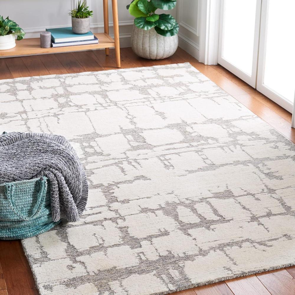 image:imageMartha Stewart x SAFAVIEH Area Rug Collection 5 x 8 Light Grey amp Ivory Handmade Wool Ideal for Living Room Bedroom Office Dining Space MSR4533F