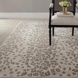 Martha Stewart x SAFAVIEH Area Rug Collection – 2’6″ x 4’3″, Sharkey Gray, Handmade Wool & Viscose, Ideal for Living Room, Bedroom, Foyer, Accent Space (MSR3621D)(Sharkey Gray)