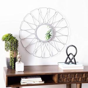 SAFAVIEH Home Luck Silver Flower Round 23-inch Decorative Accent Mirror