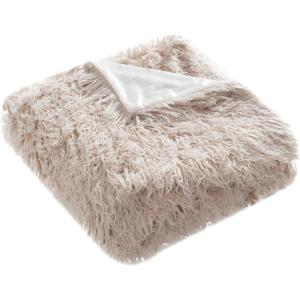 Safavieh Faux Sheepskin Throw Collection, Standard
