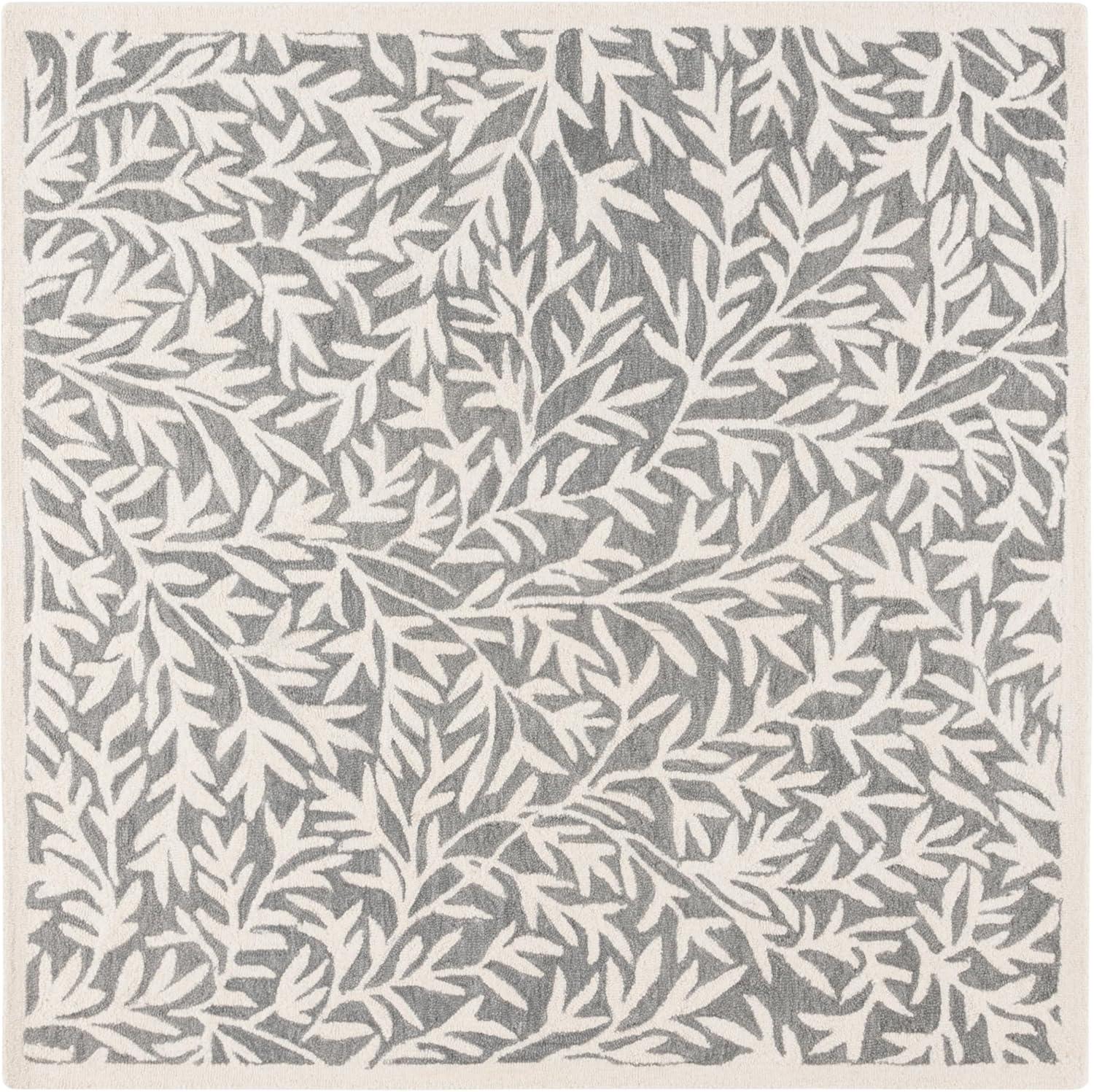 image:imageMartha Stewart x SAFAVIEH Area Rug Collection 5 x 8 Grey amp Ivory Handmade Wool Ideal for Living Room Bedroom Office Dining Space MSR3527FGreyIvory