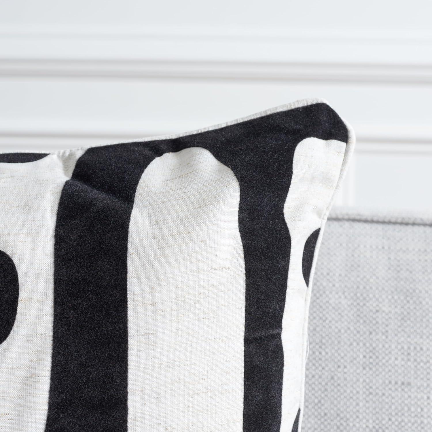 image:imageSAFAVIEH Home Collection Maize MidCentury Modern BeigeNavy 18inch Square Decorative Accent Throw Pillow with Insert Set of 2Black