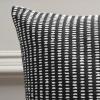 SAFAVIEH Home Collection Maricela Black/White 20-inch Square Decorative Accent Throw Pillow with Insert(Black/White)