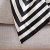 SAFAVIEH Home Collection Ziggy Black/Ivory Cotton 50 x 60 Decorative Accent Throw Blanket