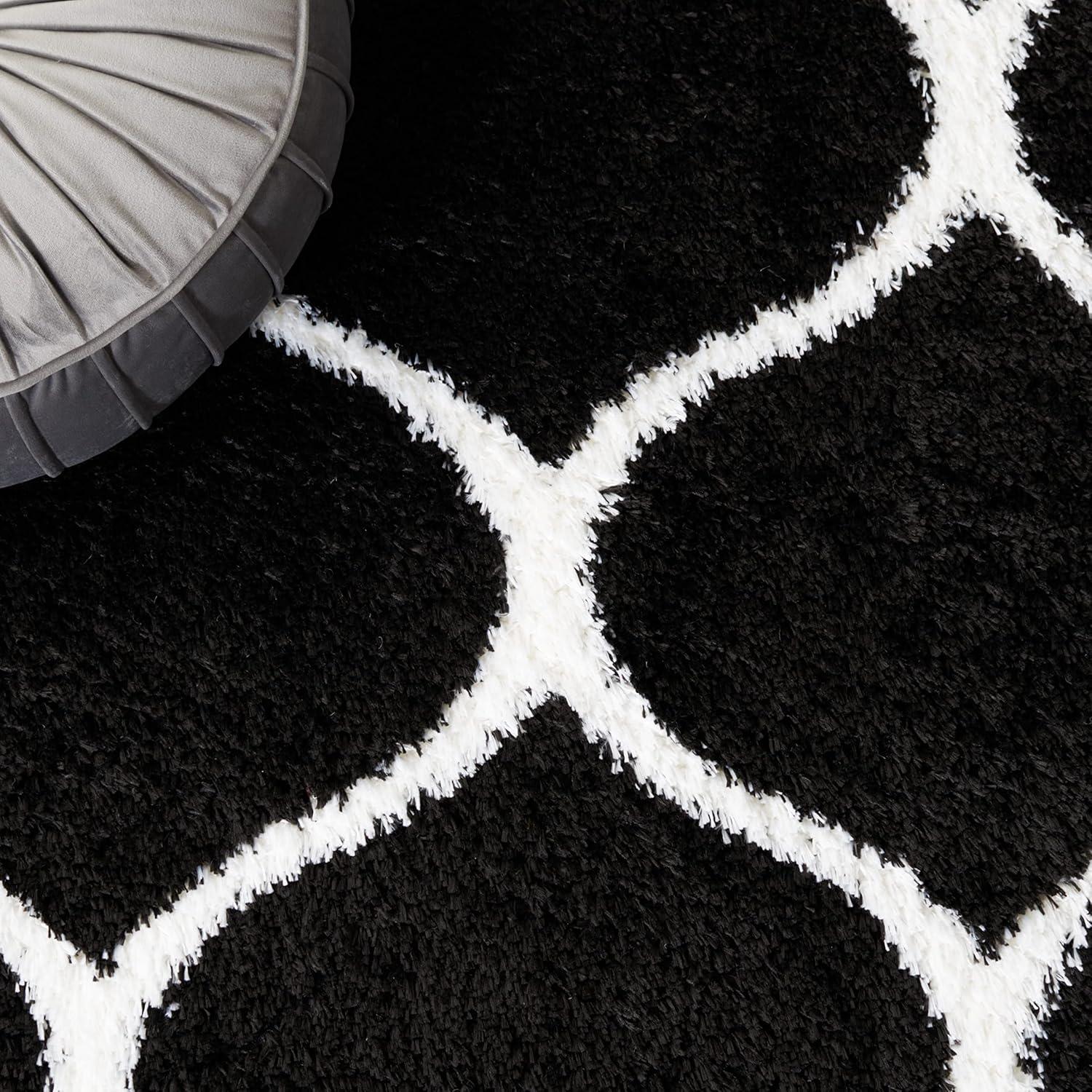 image:imageSAFAVIEH Area Rug 8x10 Tahoe Shag Collection Large Silver amp White Trellis Pattern NonShedding amp Easy Cleaning Plush Thick Pile Ideal for Living Room Bedroom Dining Space THO677GBlackWhite
