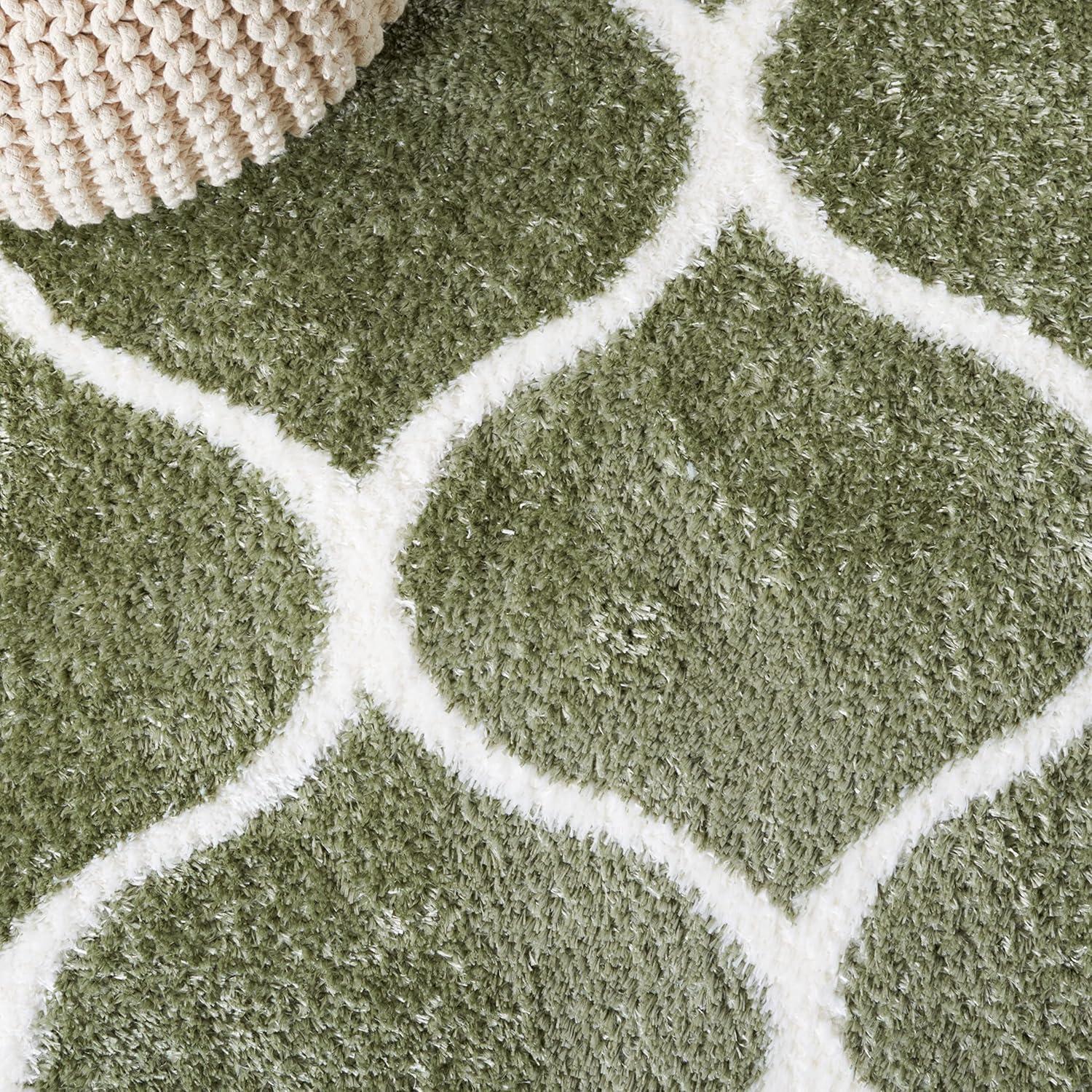image:imageSAFAVIEH Area Rug 8x10 Tahoe Shag Collection Large Silver amp White Trellis Pattern NonShedding amp Easy Cleaning Plush Thick Pile Ideal for Living Room Bedroom Dining Space THO677GSageWhite