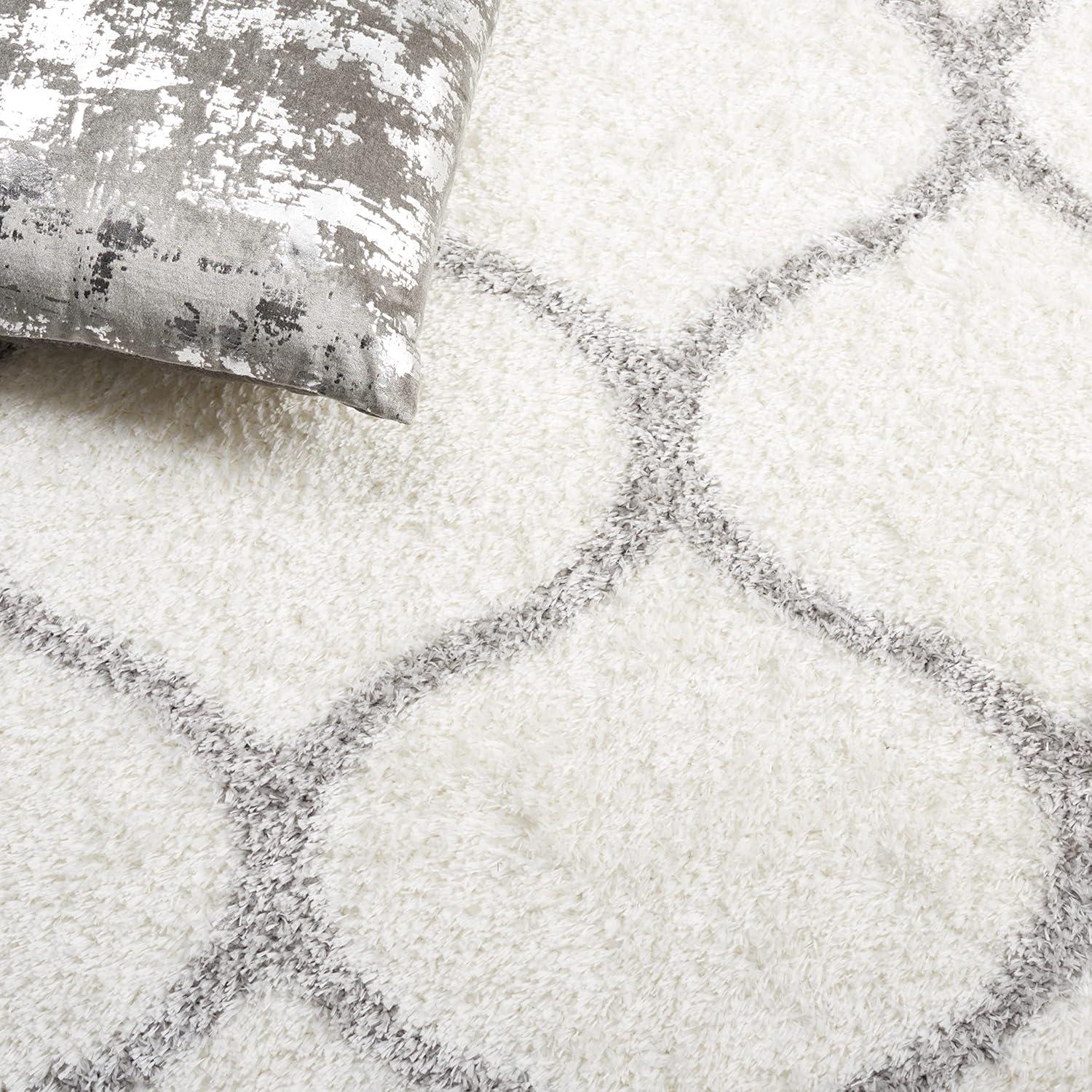 image:imageSAFAVIEH Area Rug 8x10 Tahoe Shag Collection Large Silver amp White Trellis Pattern NonShedding amp Easy Cleaning Plush Thick Pile Ideal for Living Room Bedroom Dining Space THO677GWhiteGrey