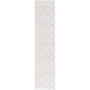 SAFAVIEH Area Rug 8×10 – Tahoe Shag Collection – Large – Silver & White, Trellis Pattern, Non-Shedding & Easy Cleaning, Plush Thick Pile, Ideal for Living Room, Bedroom, Dining Space (THO677G)(Silver/White)