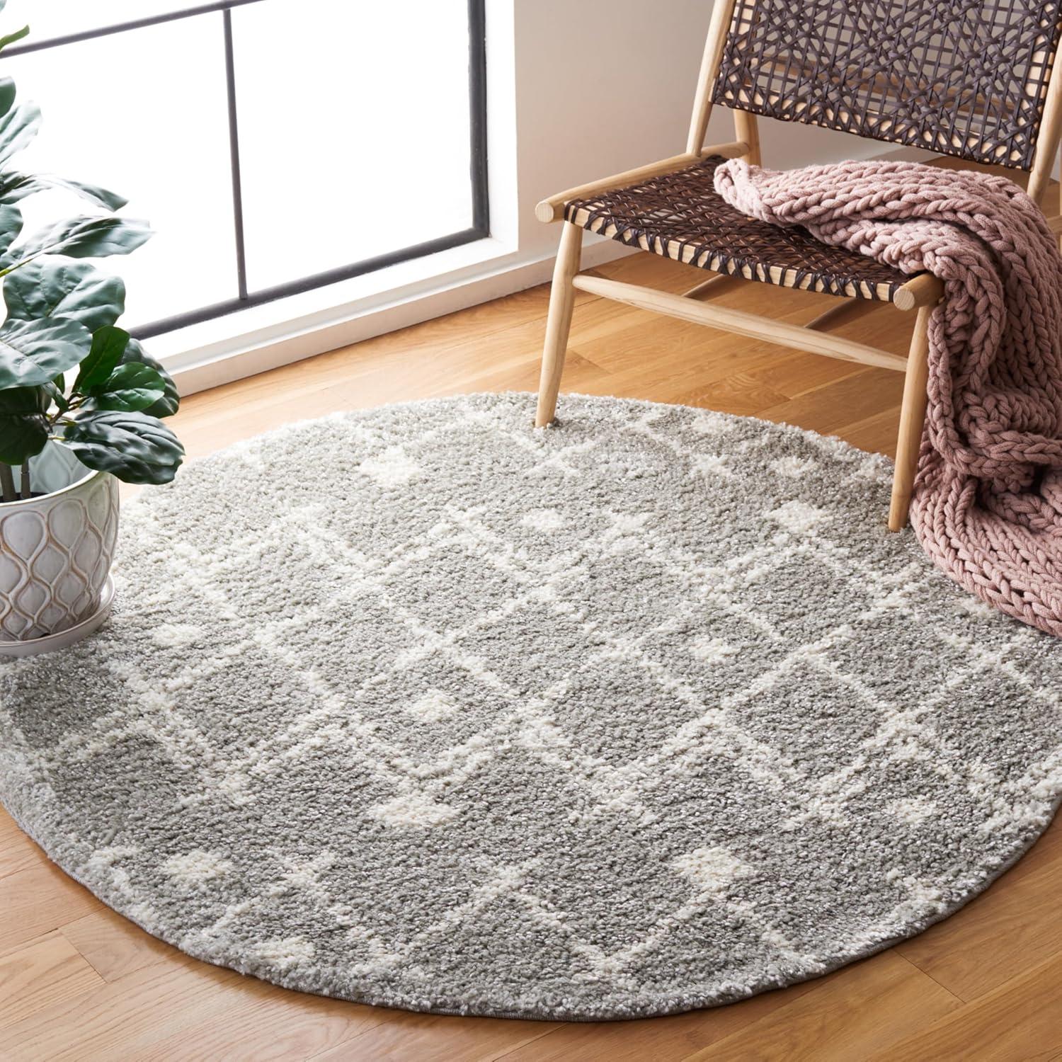 image:imageSAFAVIEH Berber Shag Collection 55 x 77 Cream Navy BER164D Moroccan NonShedding Living Room Bedroom Dining Room Entryway Plush 125inch Thick Area RugLight GreyCream