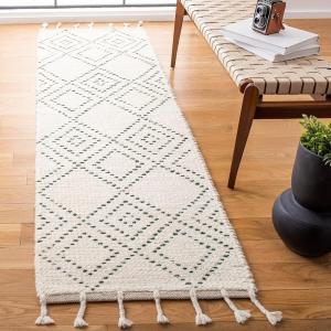SAFAVIEH Area Rug 8×10 – Casablanca Collection – Large – Ivory & Black, Handmade Wool, Moroccan Boho Braided Tassel, Ideal for Living Room, Bedroom, Dining Space (CSB676Z)(Ivory/Green)