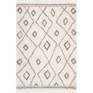 SAFAVIEH Moroccan Fringe Shag Collection Area Rug – 5’3″ x 7’6″, Ivory & Grey, Boho Tribal Design, Non-Shedding & Easy Care, 2-inch Thick Ideal for High Traffic Areas in Living Room, Bedroom (MFG333A)(Ivory/Beige)