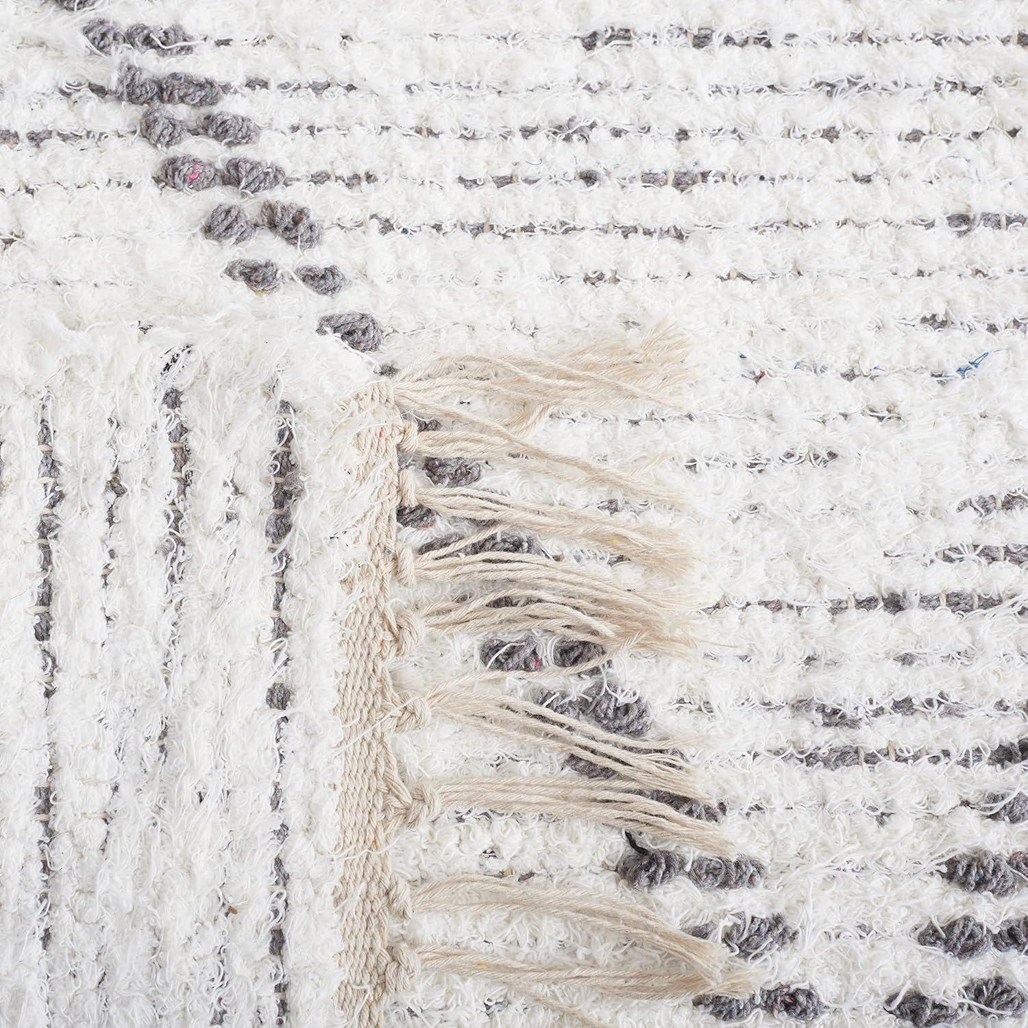 image:imageSAFAVIEH Casablanca Collection Accent Rug 4 x 6 Ivory amp Grey Handmade Moroccan Boho Cotton Fringe Ideal for High Traffic Areas in Entryway Living Room Bedroom CSB464AIvoryGrey