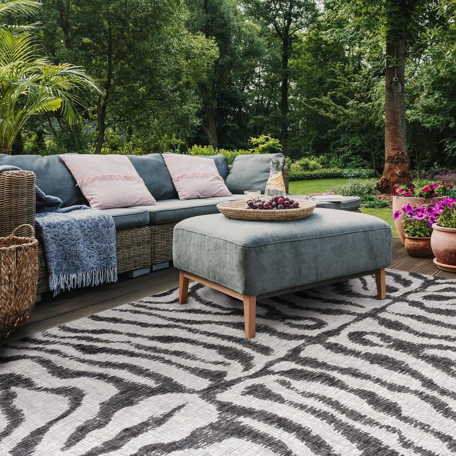 image:imageSAFAVIEH Courtyard Collection 8 x 10 GreyBlack CY8444 Indoor Outdoor Waterproof Easy Cleaning Patio Backyard Mudroom Area RugGreyBlack