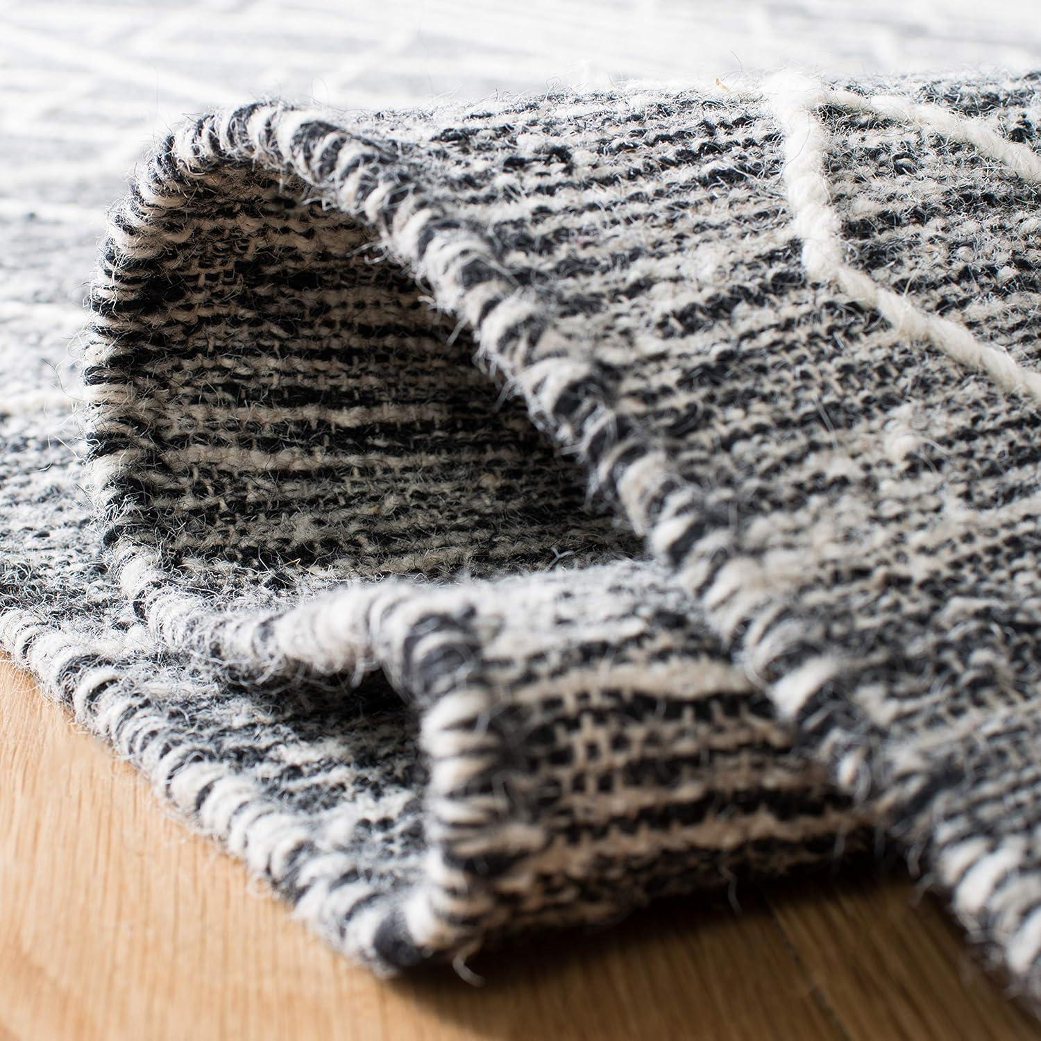 image:imageSAFAVIEH Kilim Collection Area Rug 5 x 8 Black amp Ivory Handmade Moroccan Fringe Wool Ideal for High Traffic Areas in Living Room Bedroom KLM521ABlackIvory
