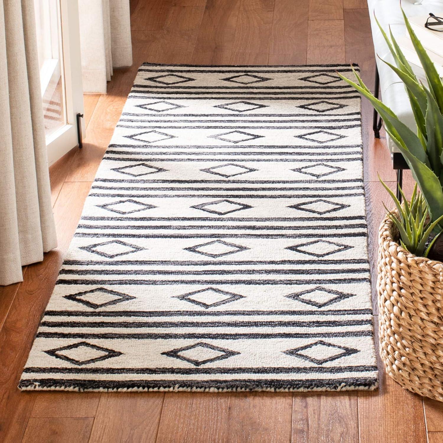 image:imageSAFAVIEH MicroLoop Collection Area Rug 5 Square Navy amp Ivory Handmade Moroccan Tribal Wool Ideal for High Traffic Areas in Living Room Bedroom MLP153NIvoryCharcoal