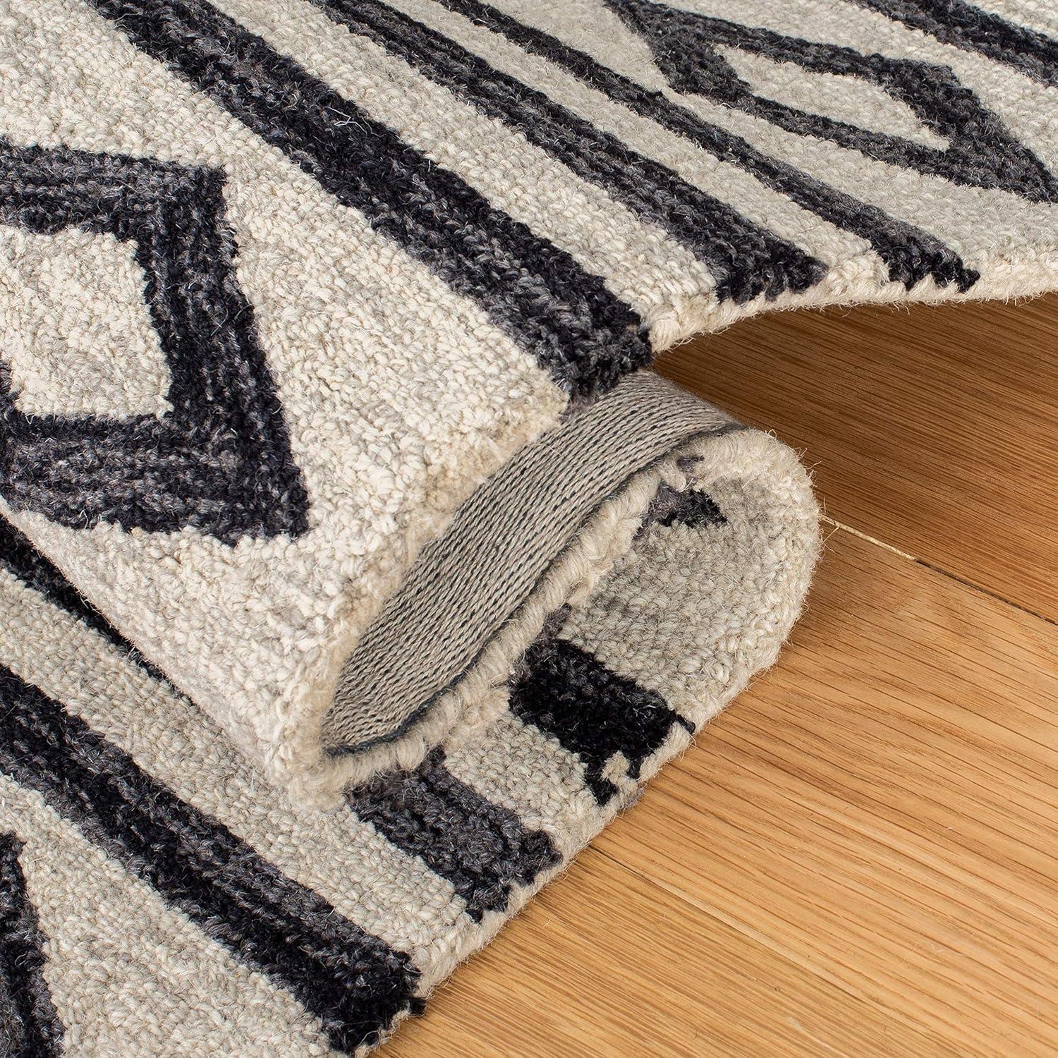 image:imageSAFAVIEH MicroLoop Collection Area Rug 5 Square Navy amp Ivory Handmade Moroccan Tribal Wool Ideal for High Traffic Areas in Living Room Bedroom MLP153NIvoryCharcoal
