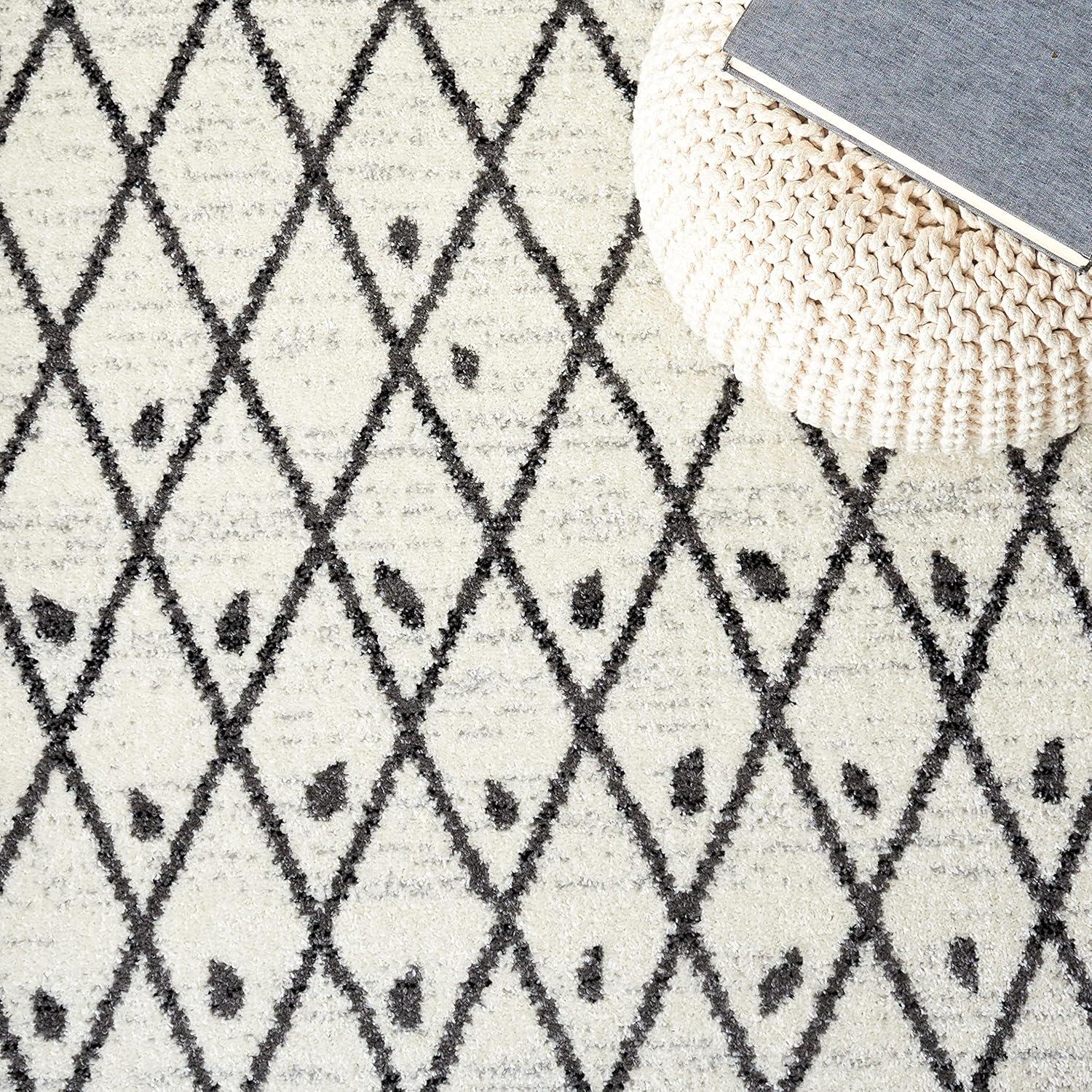 image:imageSAFAVIEH Tulum Collection Area Rug 55 x 77 Ivory amp Black Moroccan Boho Tribal Design NonShedding amp Easy to Clean Ideal for Living Room Bedroom Dining Space TUL650AIvoryBlack