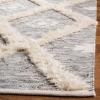SAFAVIEH Kenya Collection Area Rug – 6′ x 9′, Silver & Ivory, Handmade Moroccan Boho Tribal Wool, Ideal for High Traffic Areas in Living Room, Bedroom (KNY455G)(Grey/Ivory)