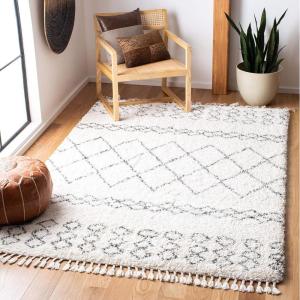 SAFAVIEH Moroccan Fringe Shag Collection Area Rug – 5’3″ x 7’6″, Ivory & Grey, Boho Tribal Design, Non-Shedding & Easy Care, 2-inch Thick Ideal for High Traffic Areas in Living Room, Bedroom (MFG343A)(Ivory/Grey)